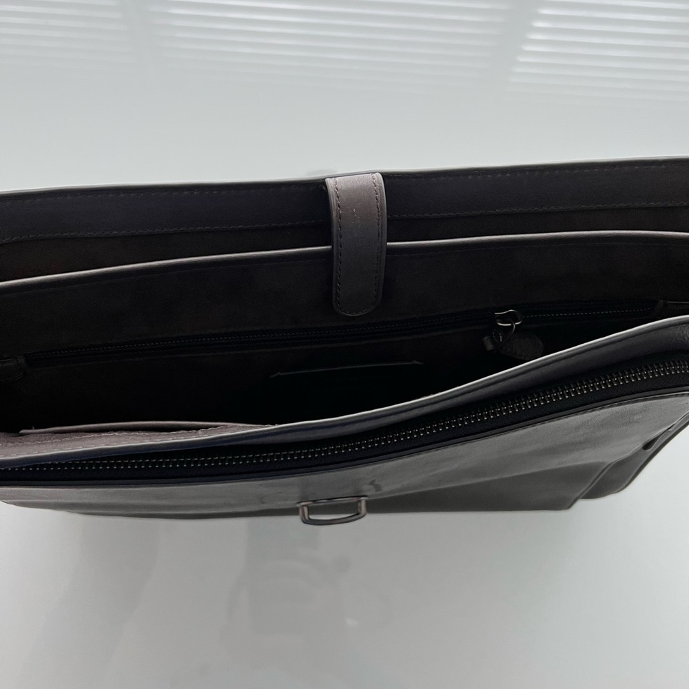 Coach Briefcase - Picture 2 of 3